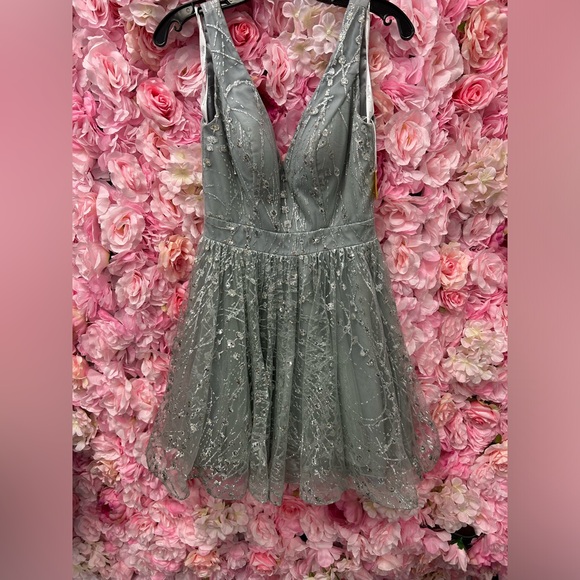 Tiffany Designs Homecoming 27250 Size 4 Gray short Dress - Picture 2 of 5